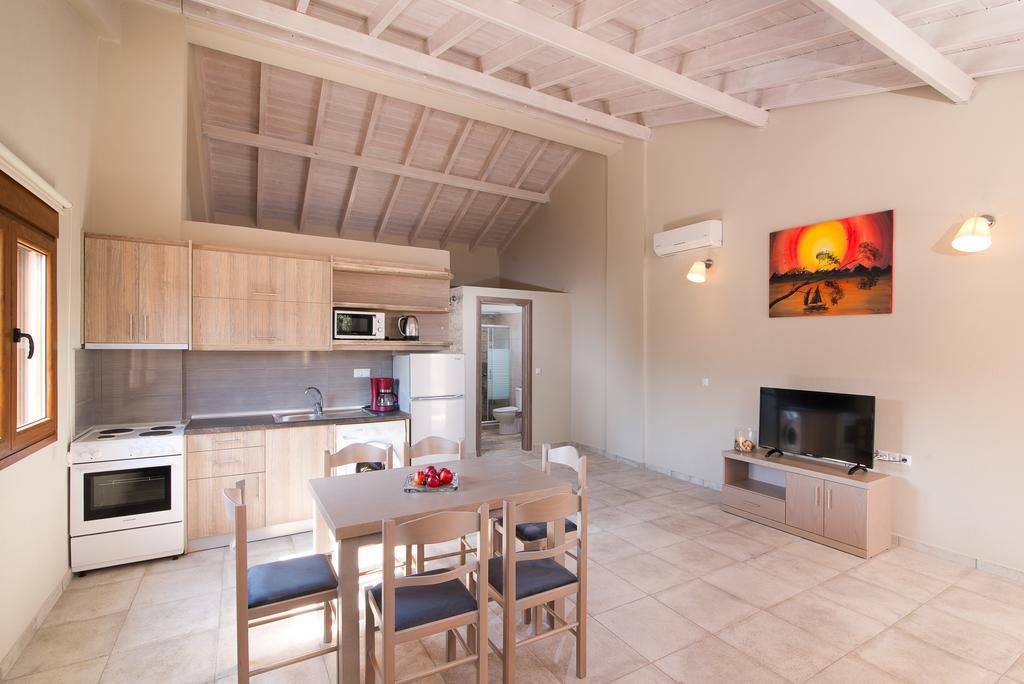 Olive Land Villas Лименария Номер фото